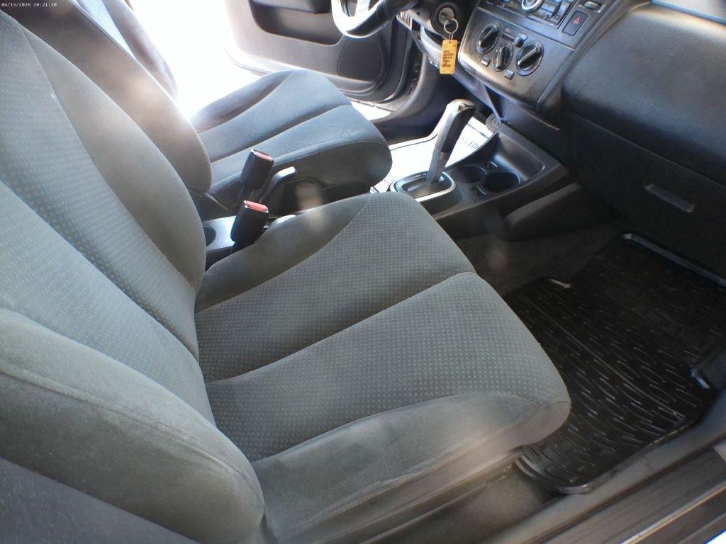 Nissan Versa 1.8 S Sedan 2011