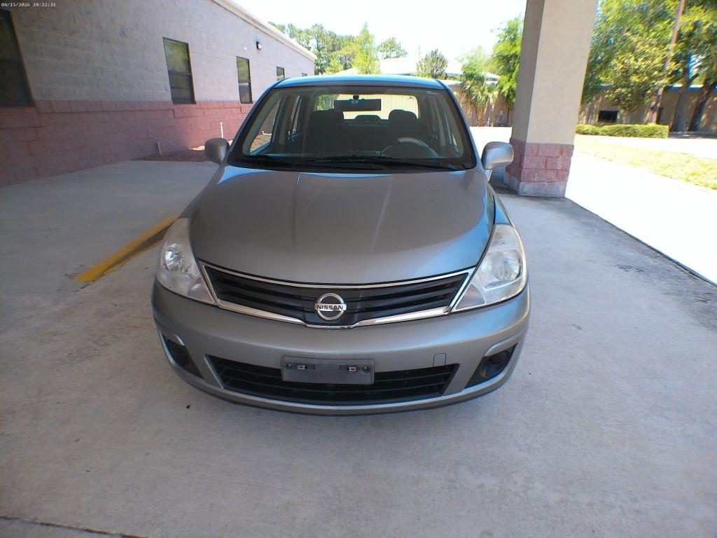 Nissan Versa 1.8 S Sedan 2011