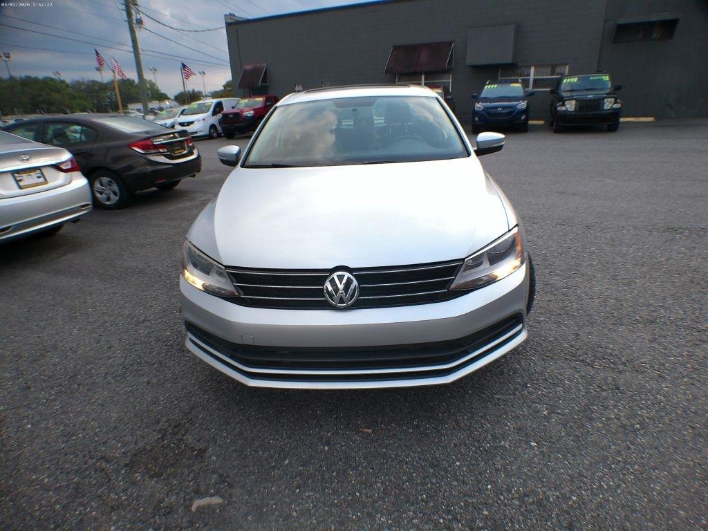 Volkswagen Jetta SE 6A 2016