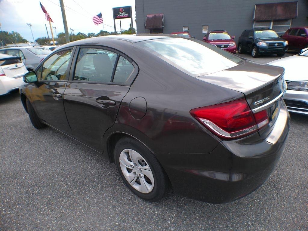 Honda Civic LX Sedan 5-Speed AT 2013