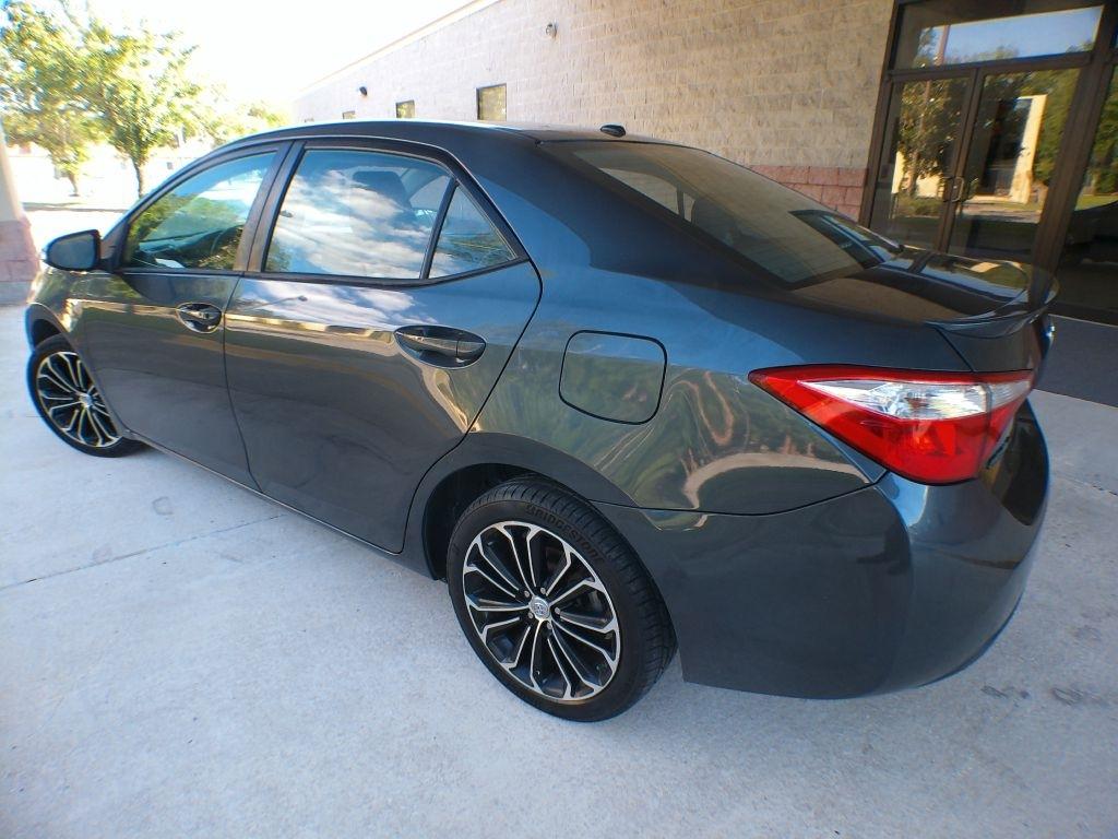 Toyota Corolla LE CVT 2014