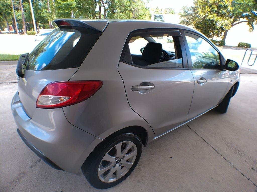 Mazda MAZDA2 Touring 2013