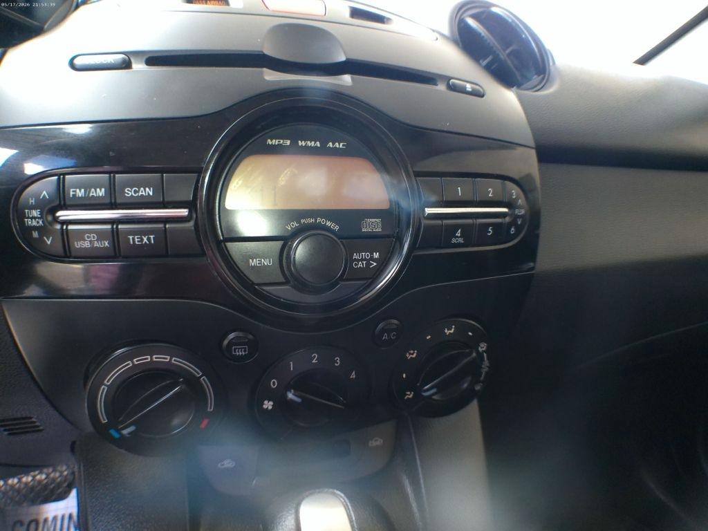 Mazda MAZDA2 Touring 2013