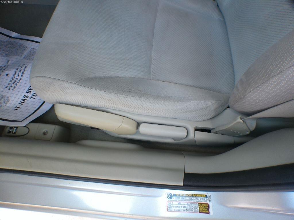 Honda Civic LX Sedan 5-Speed MT 2012