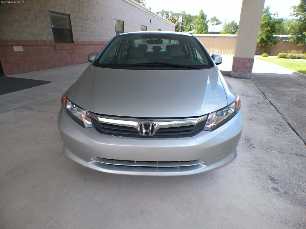 Honda Civic LX Sedan 5-Speed MT 2012