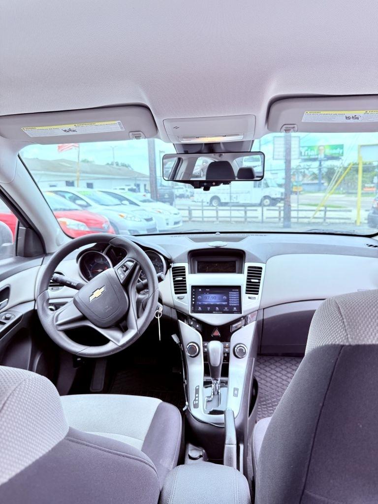 Chevrolet Cruze LS Auto 2014