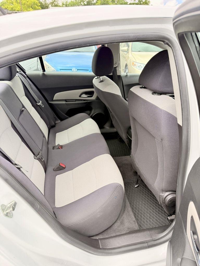 Chevrolet Cruze LS Auto 2014