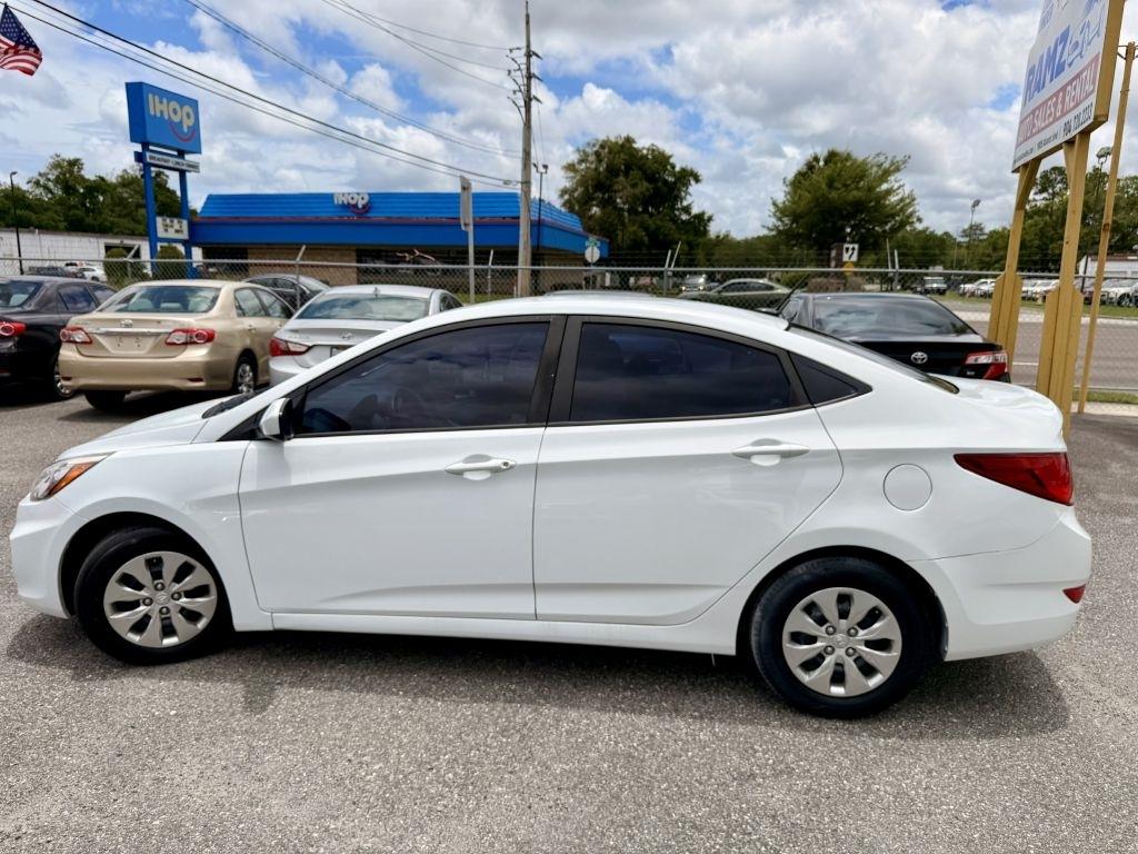 Hyundai Accent SE 4-Door 6A 2016