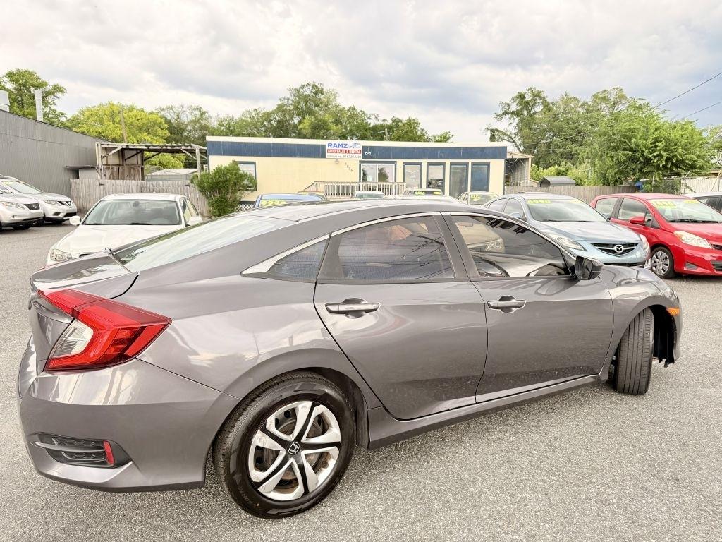 Honda Civic LX Sedan CVT 2017