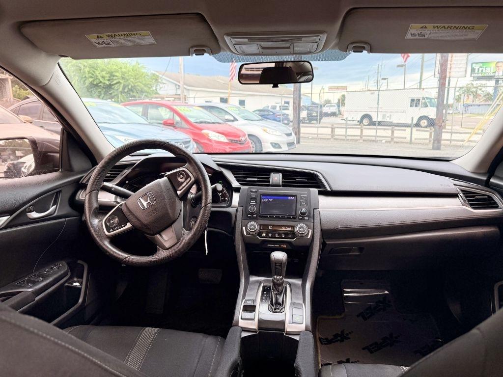 Honda Civic LX Sedan CVT 2017