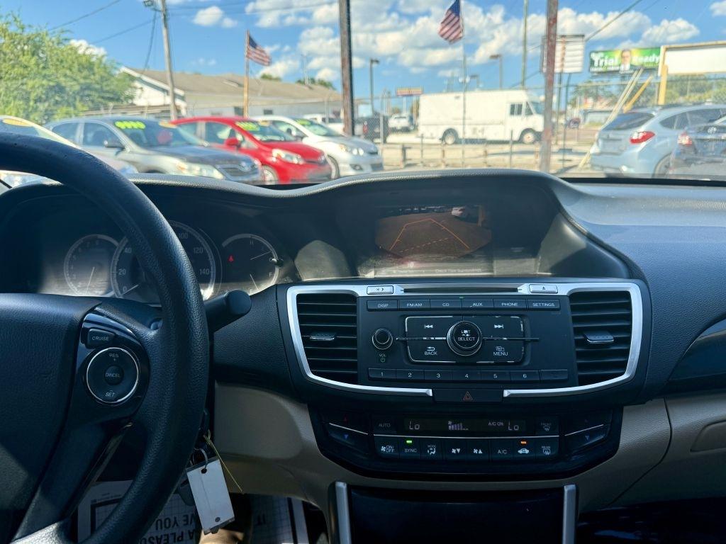 Honda Accord LX Sedan CVT 2016