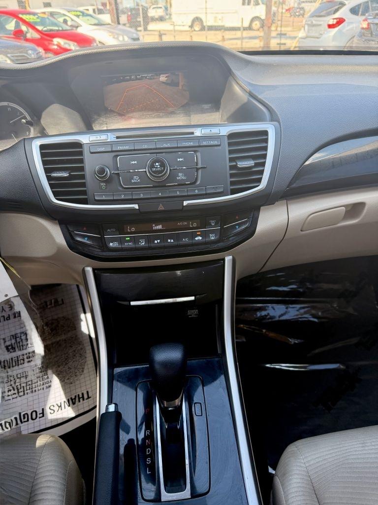 Honda Accord LX Sedan CVT 2016