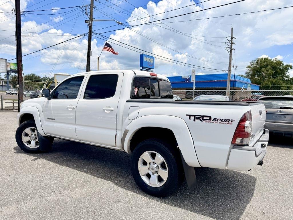 Toyota Tacoma PreRunner Double Cab V6 5AT 2WD 2014