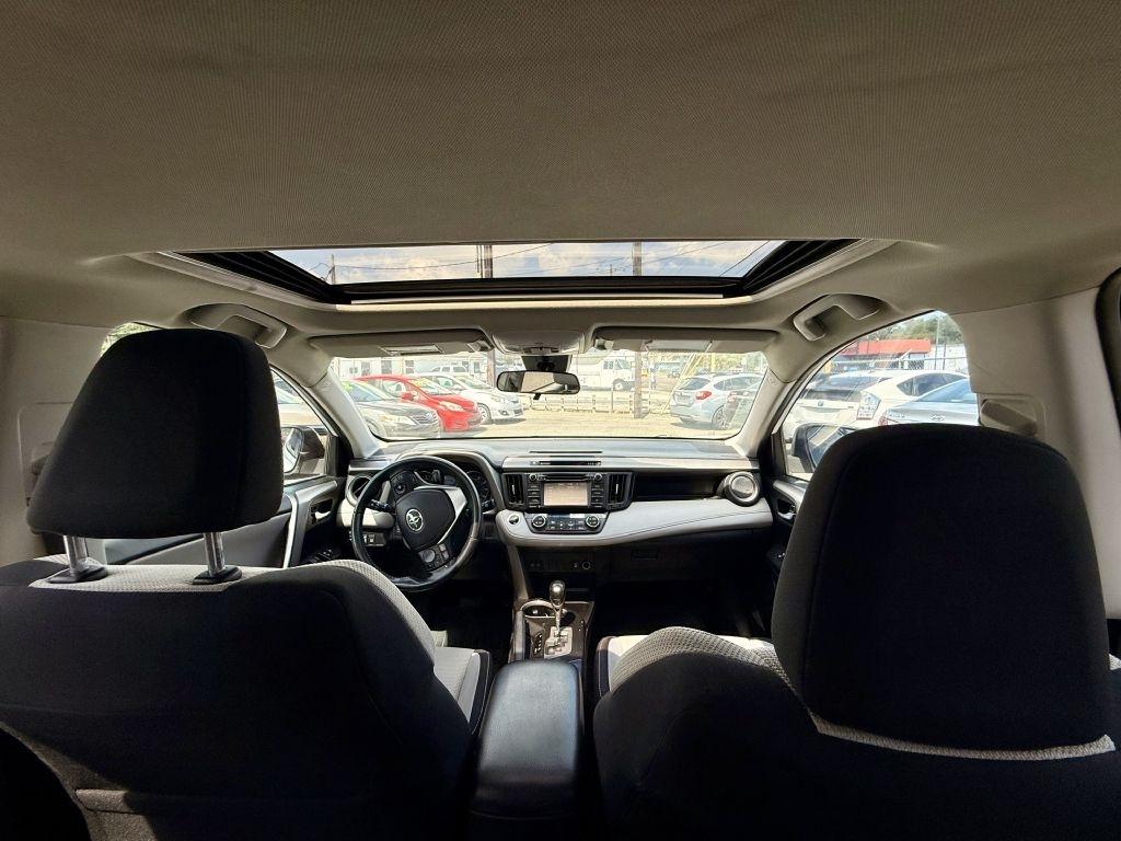 Toyota RAV4 XLE AWD 2018