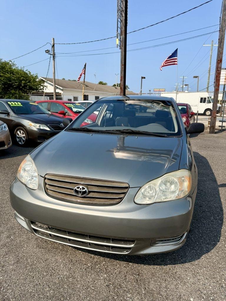 Toyota Corolla CE 2004