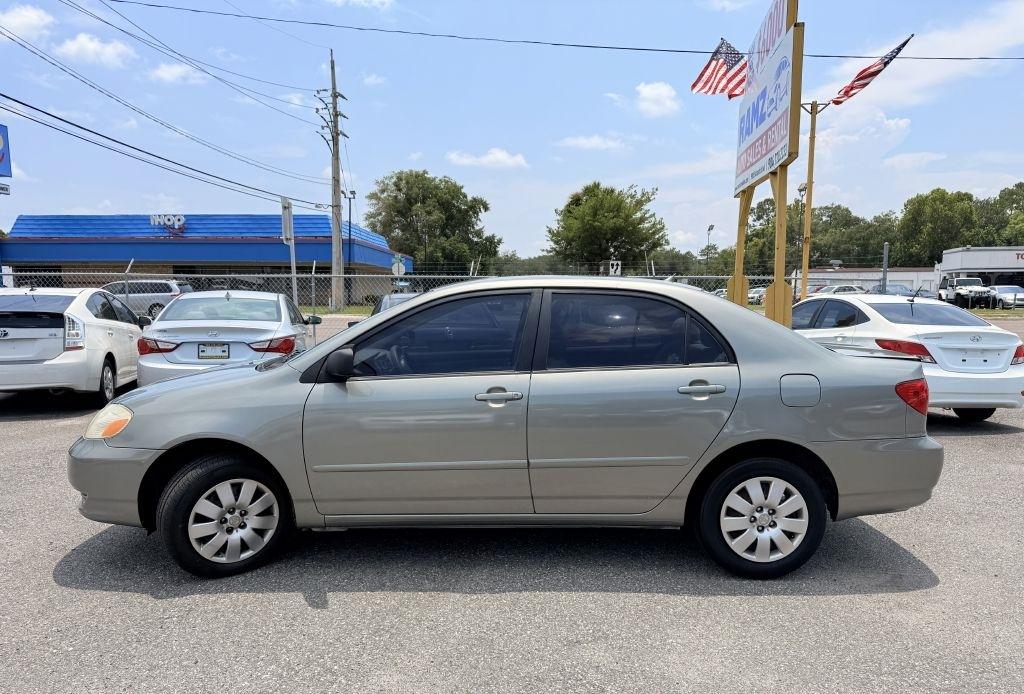 Toyota Corolla CE 2004