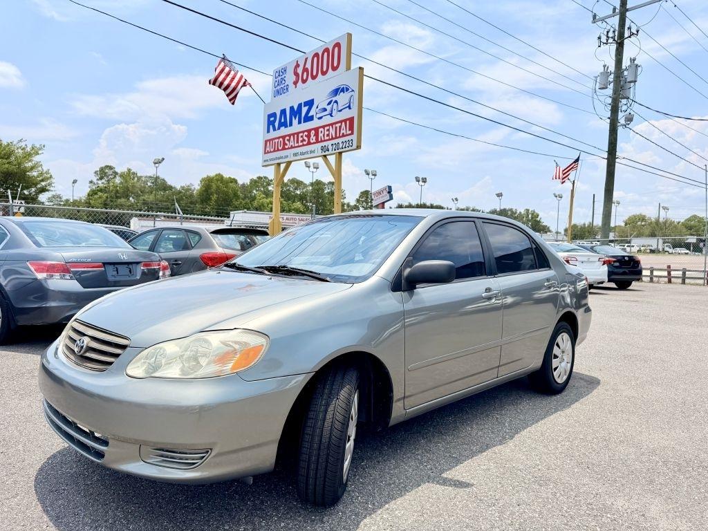 Toyota Corolla CE 2004
