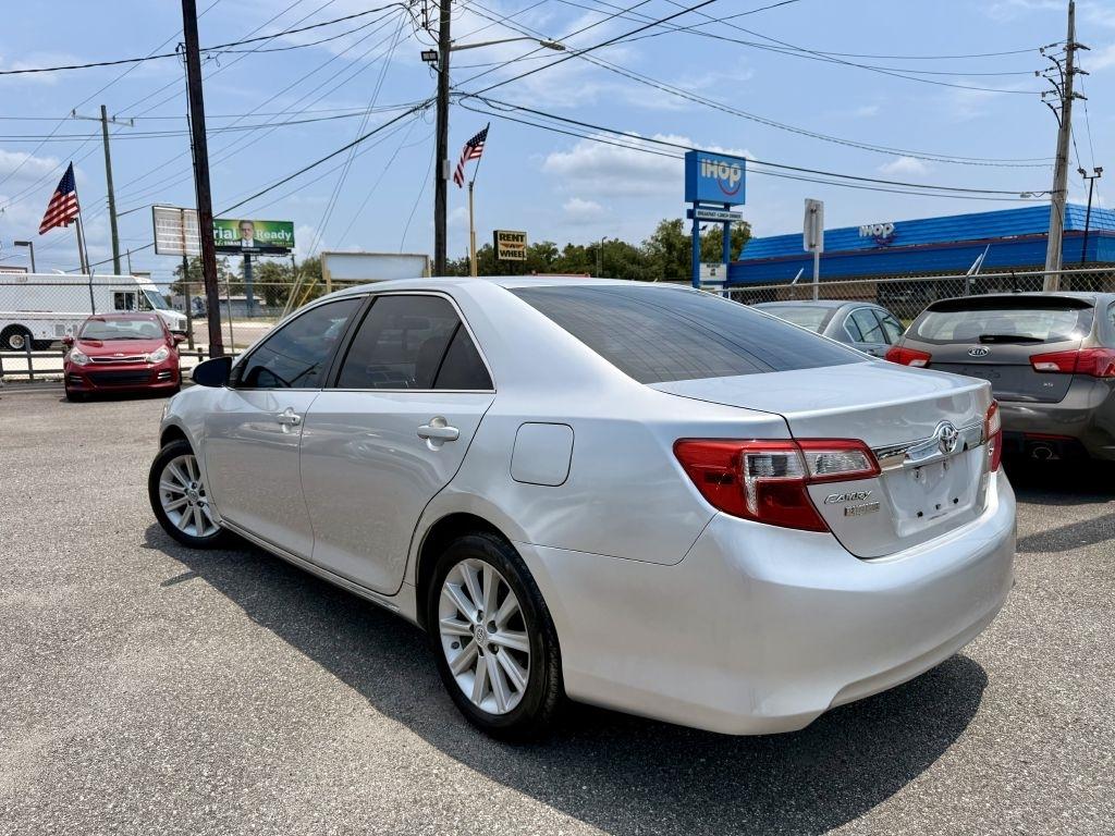 Toyota Camry SE 2012