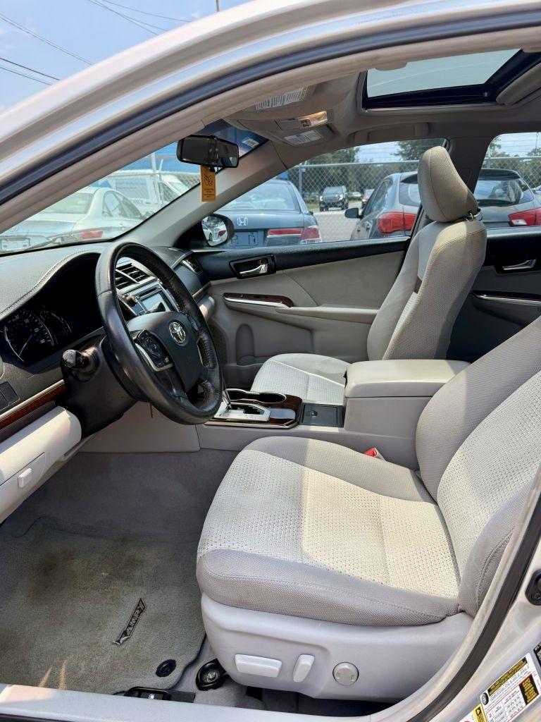 Toyota Camry SE 2012