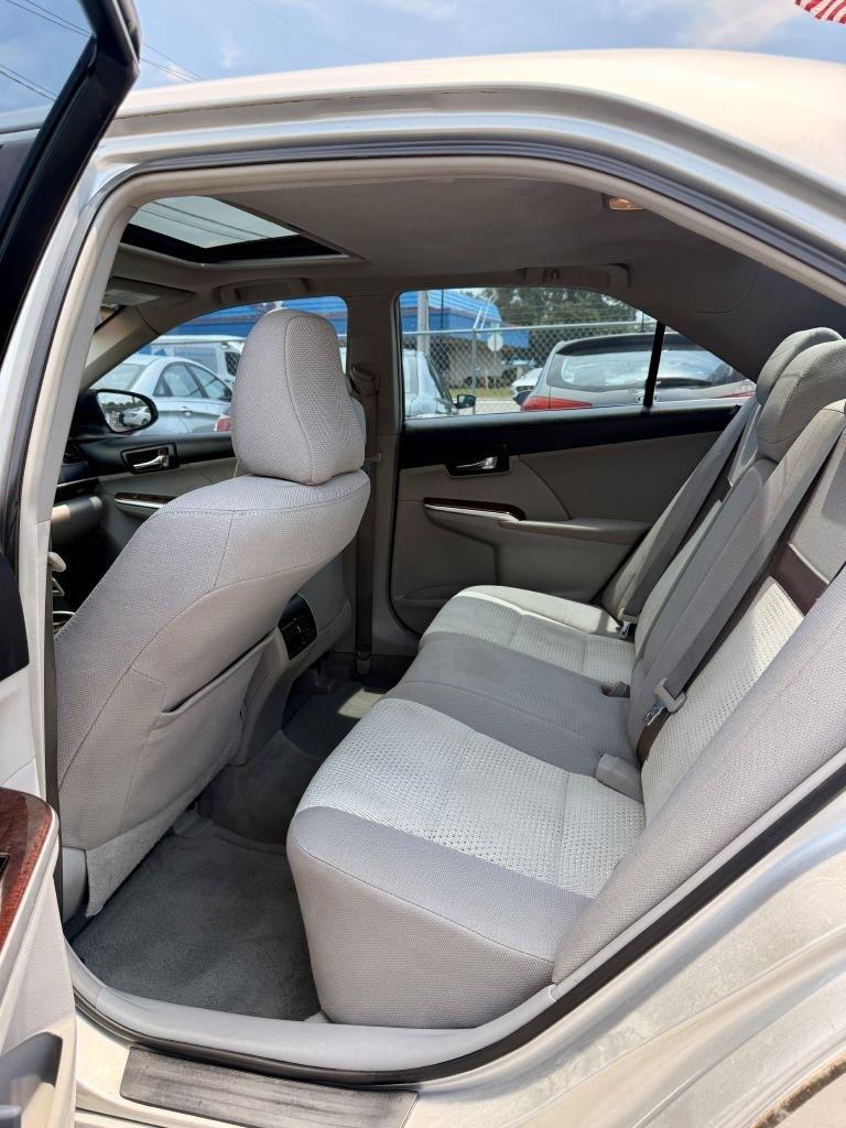 Toyota Camry SE 2012