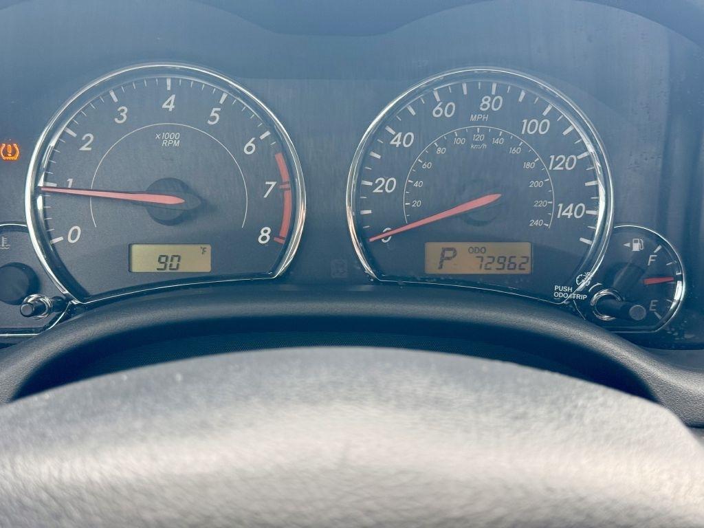 Toyota Corolla S 5-Speed MT 2012