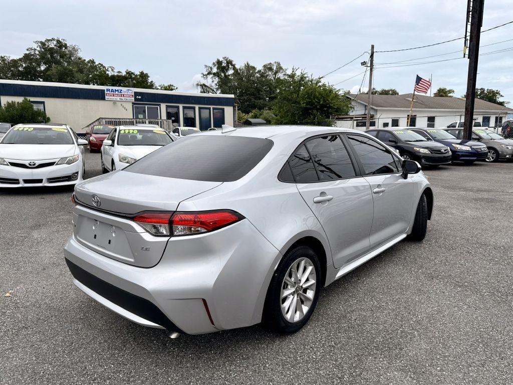 Toyota Corolla LE 2022