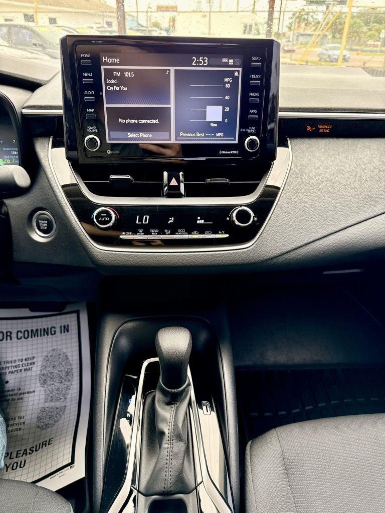 Toyota Corolla LE 2022