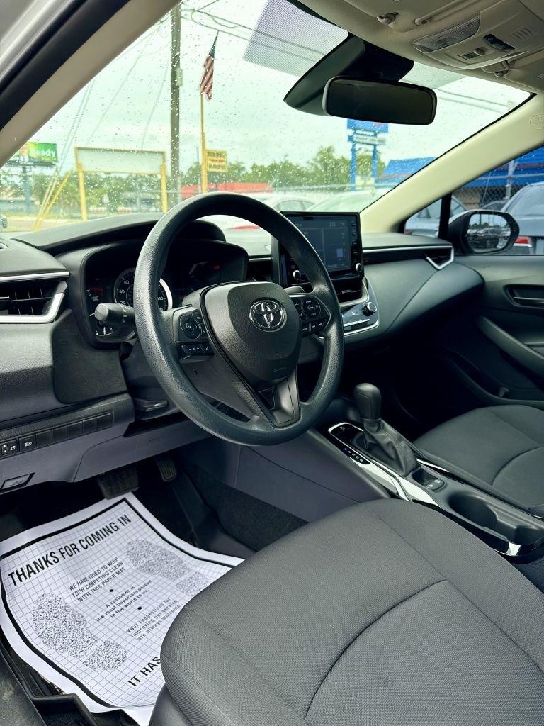 Toyota Corolla LE 2022