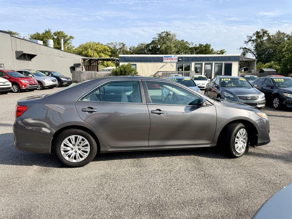 Toyota Camry SE 2012