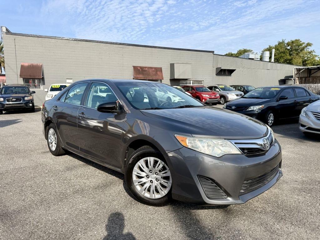 Toyota Camry SE 2012
