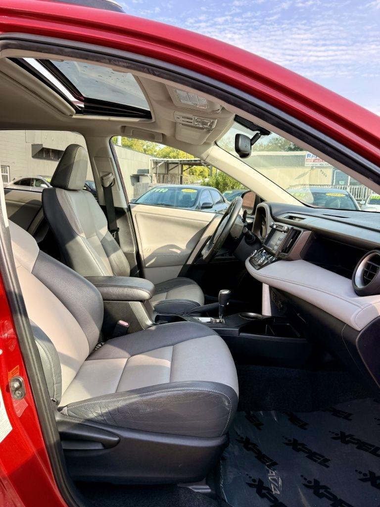Toyota RAV4 Limited AWD 2013