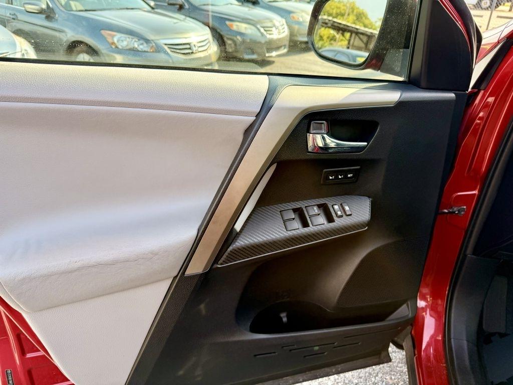 Toyota RAV4 Limited AWD 2013