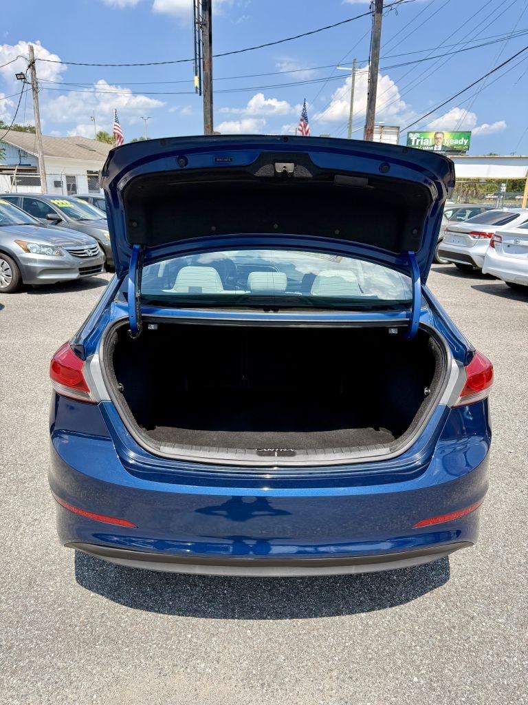 Hyundai Elantra Limited 2018