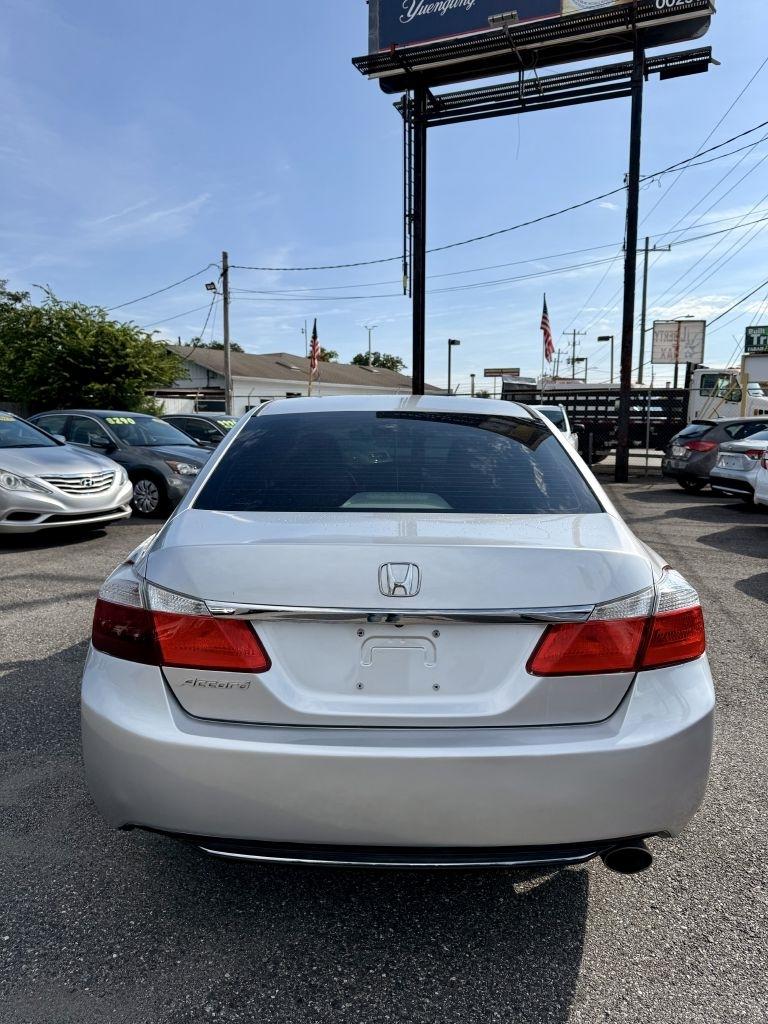 Honda Accord LX Sedan CVT 2013