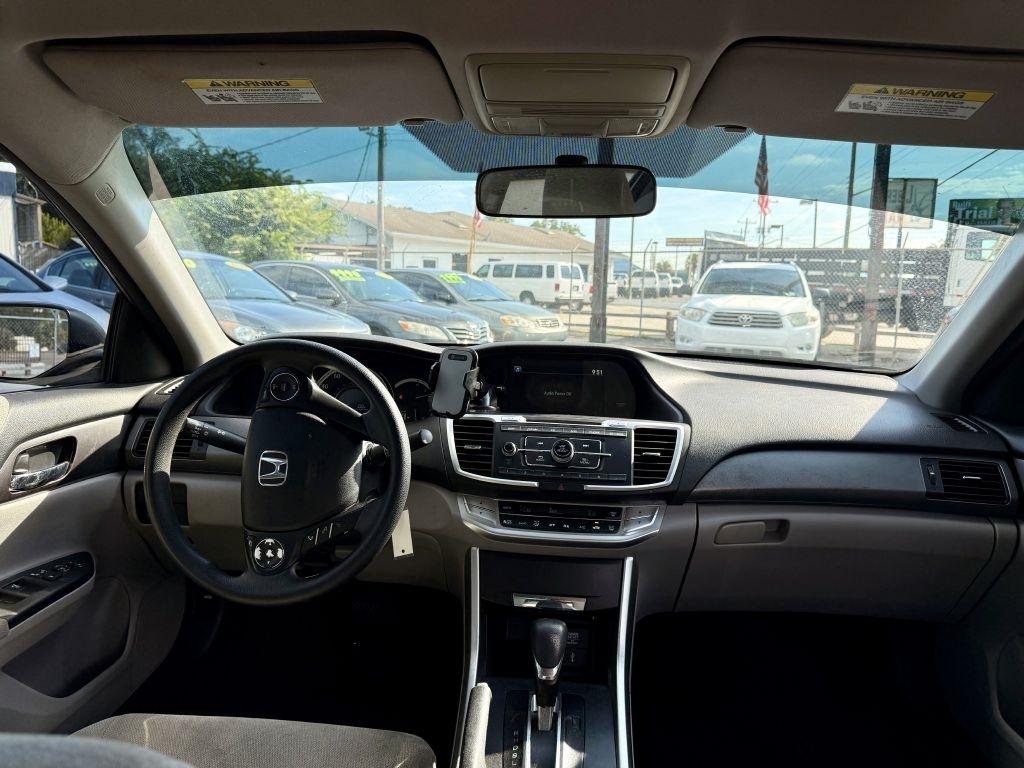 Honda Accord LX Sedan CVT 2013