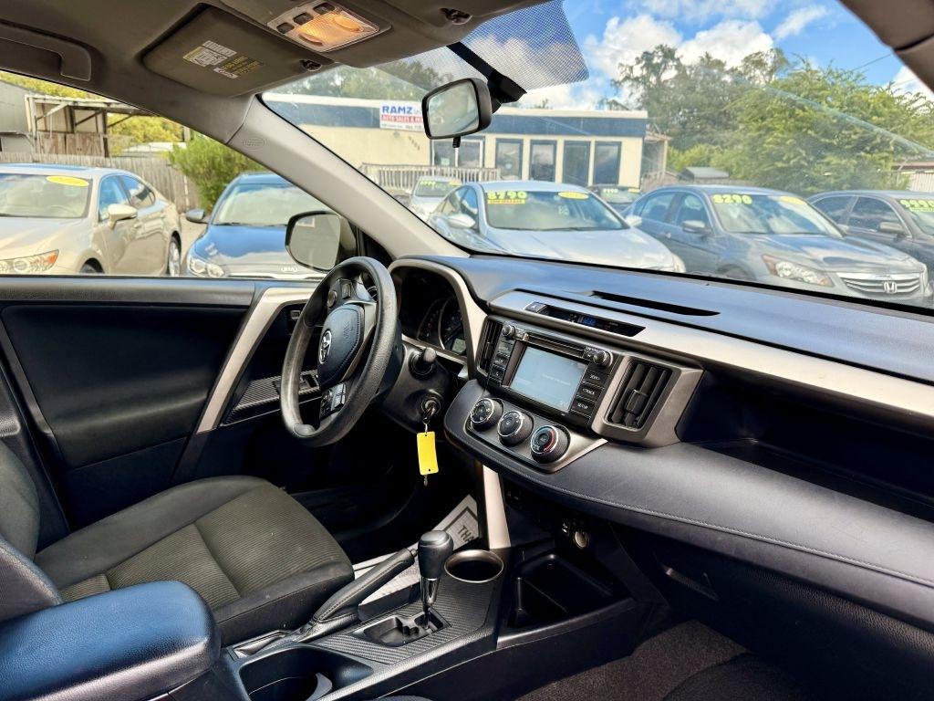 Toyota RAV4 LE FWD 2015