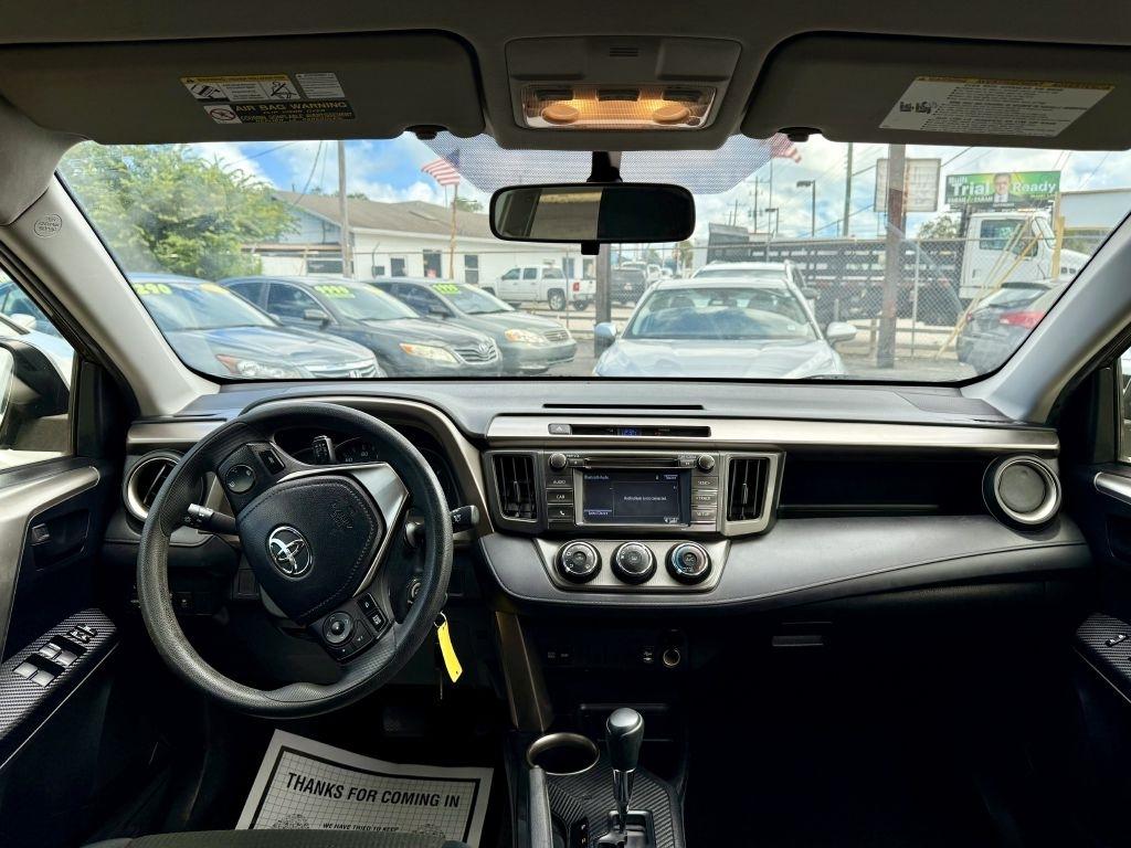 Toyota RAV4 LE FWD 2015