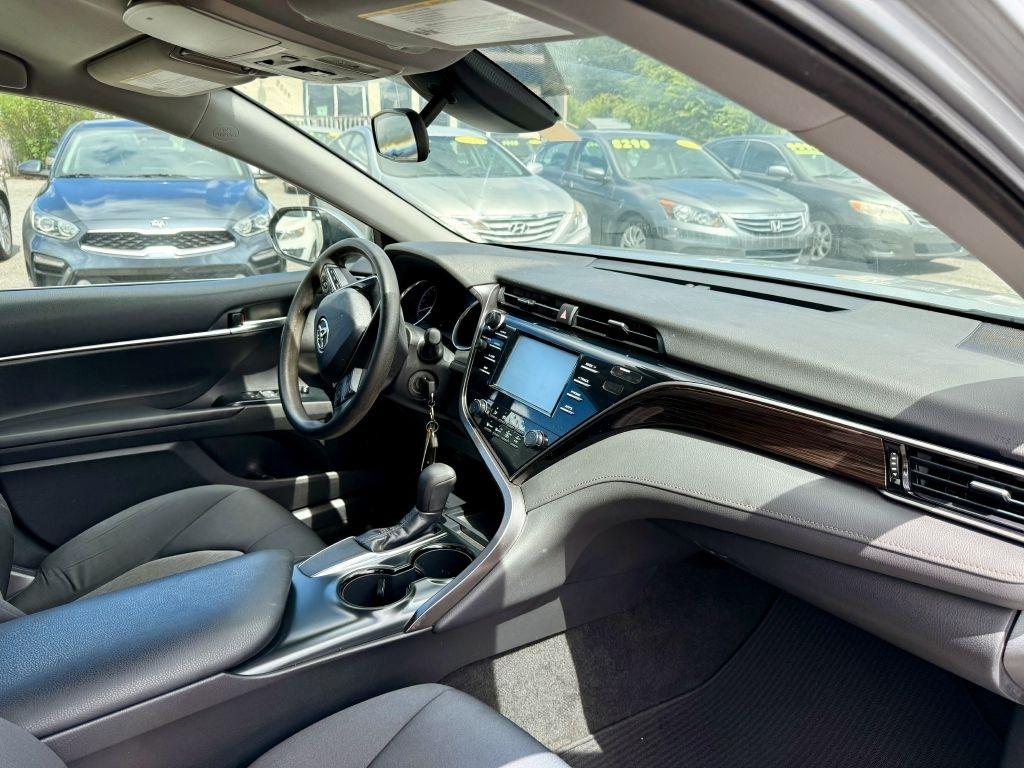 Toyota Camry L 2019