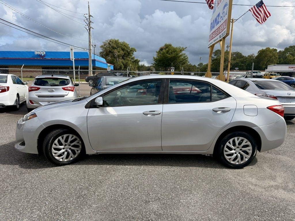 Toyota Corolla L CVT 2017