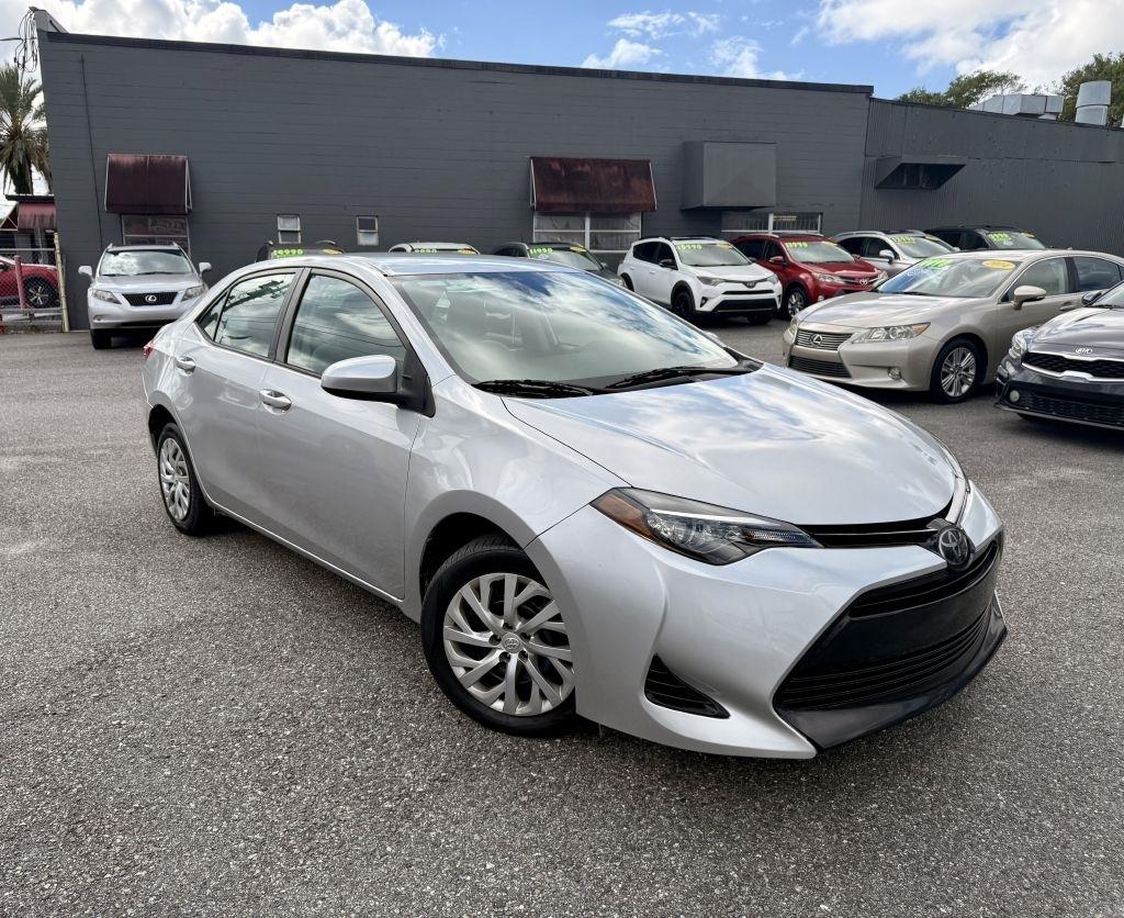 Toyota Corolla L CVT 2017