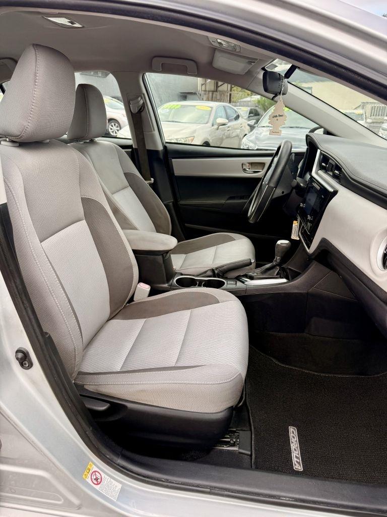 Toyota Corolla L CVT 2017