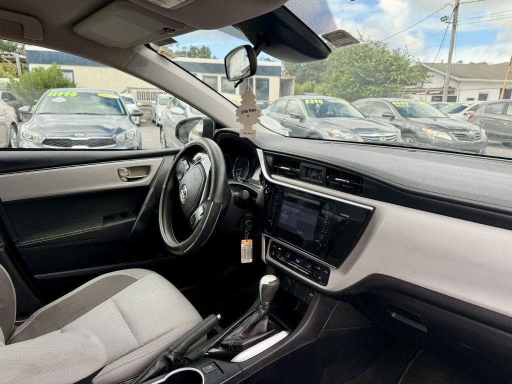 Toyota Corolla L CVT 2017