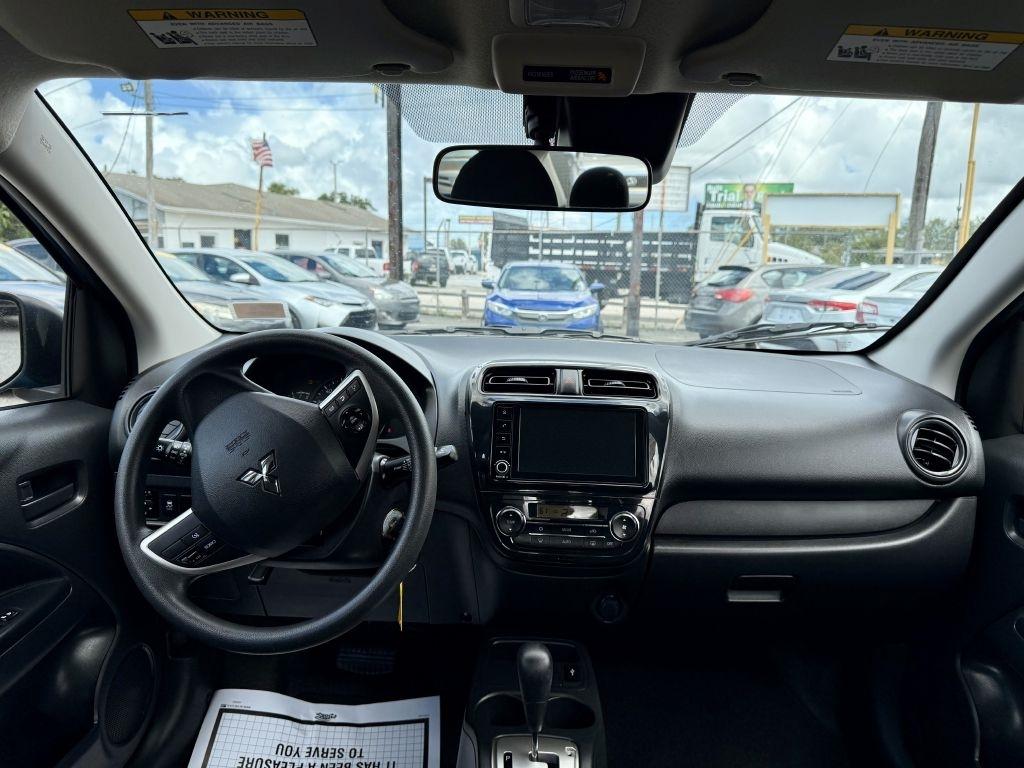 Mitsubishi Mirage G4 ES 2024