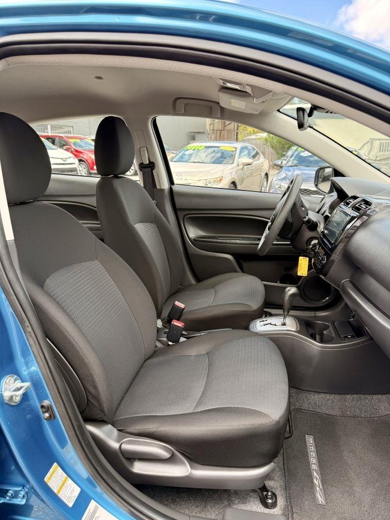 Mitsubishi Mirage G4 ES 2024