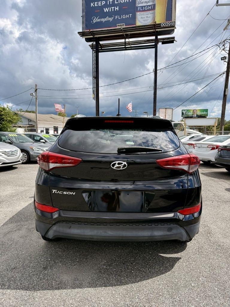 Hyundai Tucson SE 2017