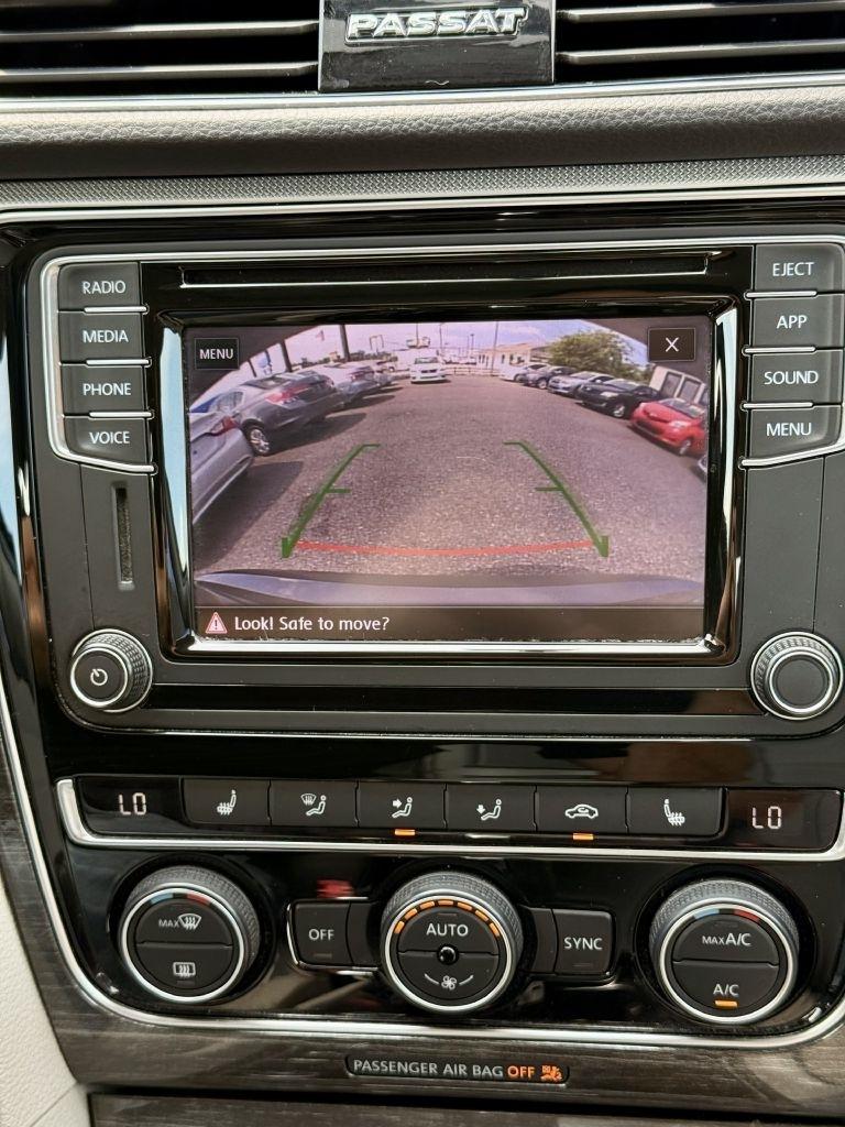 Volkswagen Passat SE 2018
