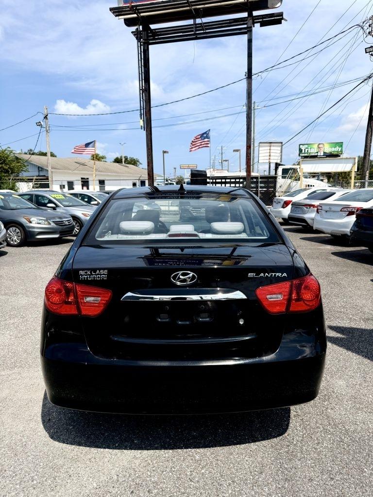Hyundai Elantra SE 2010