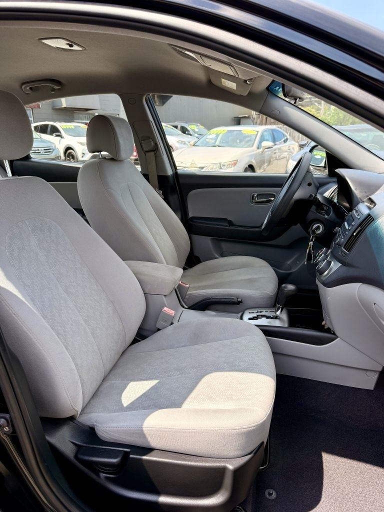 Hyundai Elantra SE 2010