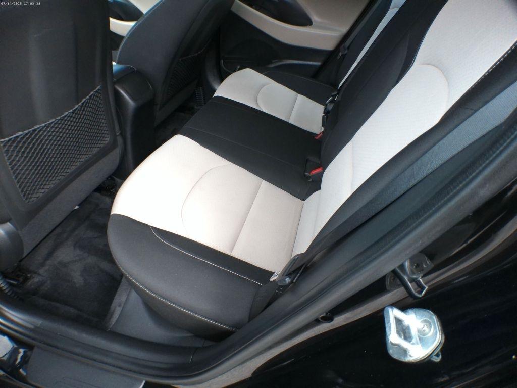Hyundai Elantra GT Base 6A 2020