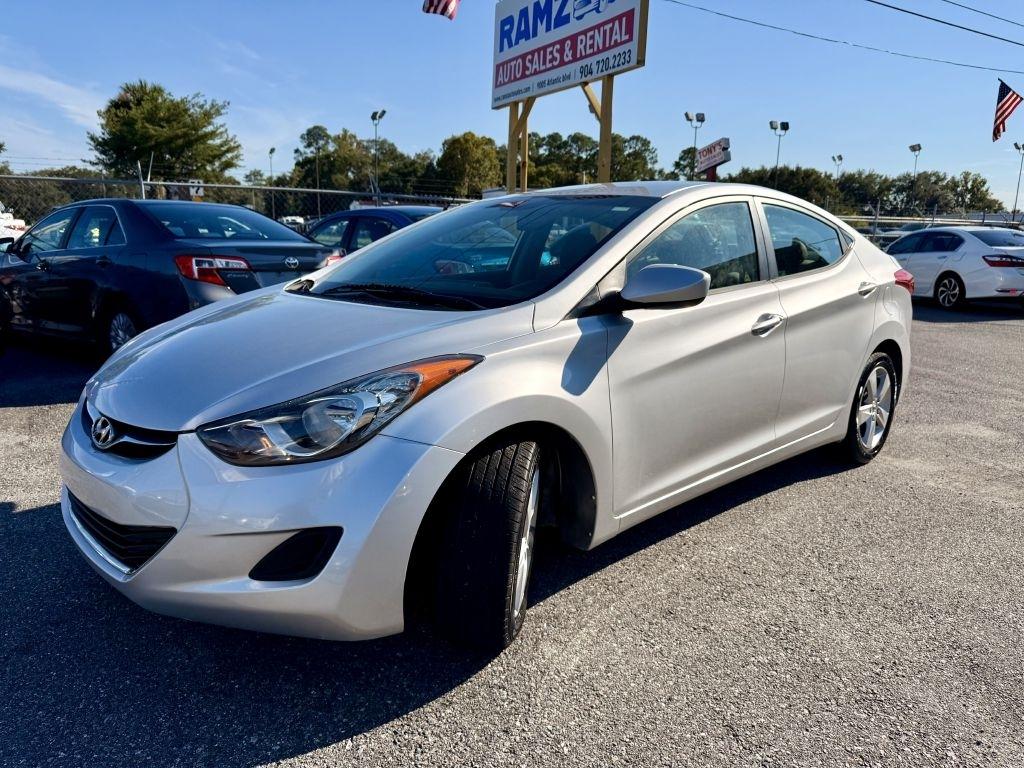 Hyundai Elantra GLS A/T 2011